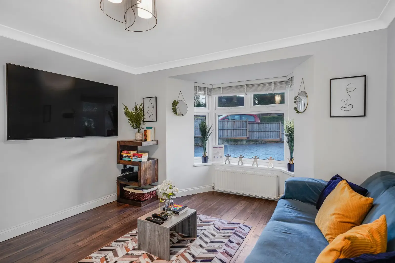 4 Bed 3 Bath in 27 Shirley Road, Maidenhead, SL6 4PH, United Kingdom - Property image 16 - VivreStays