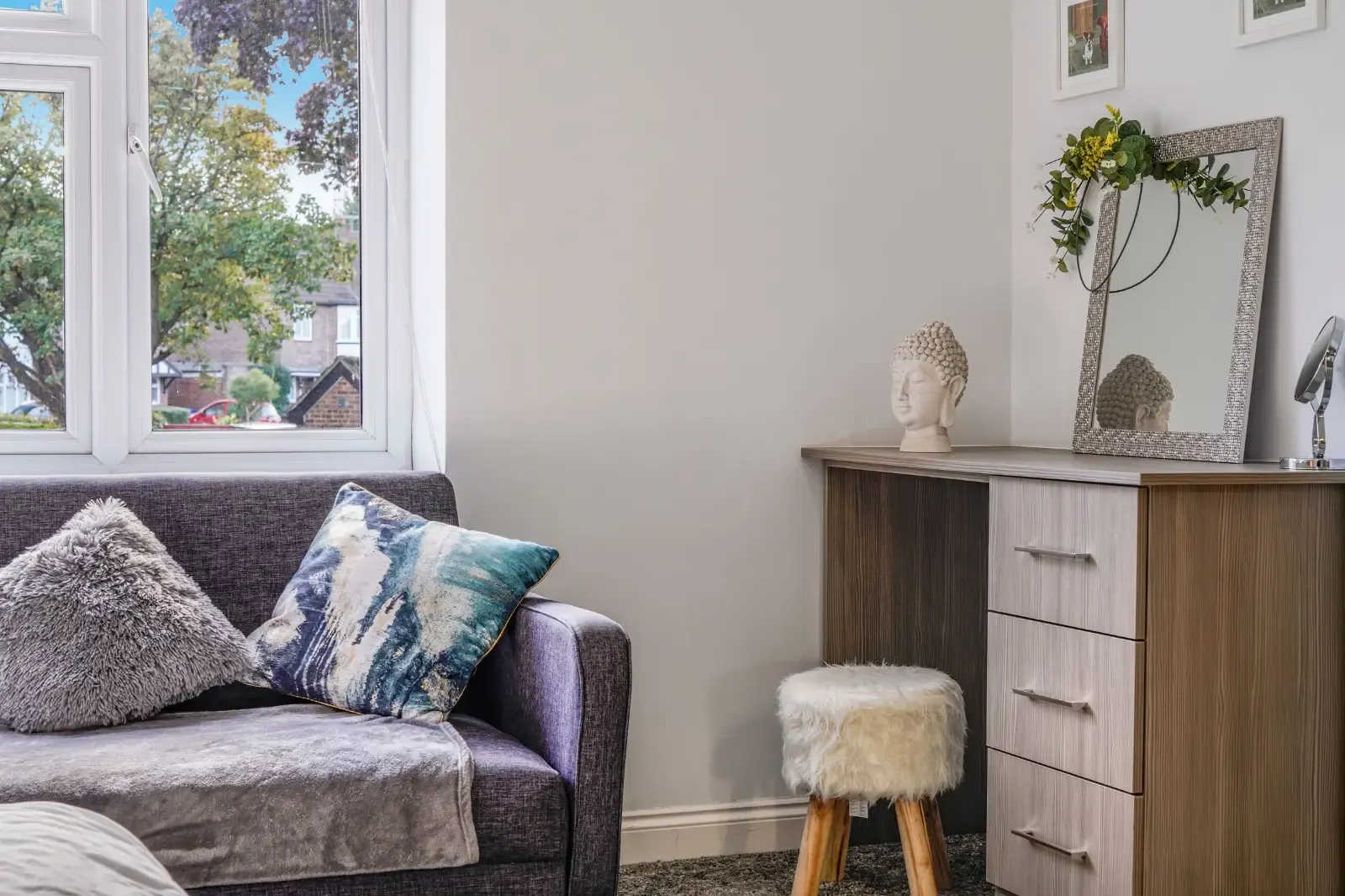 4 Bed 3 Bath in 27 Shirley Road, Maidenhead, SL6 4PH, United Kingdom - Property image 30 - VivreStays