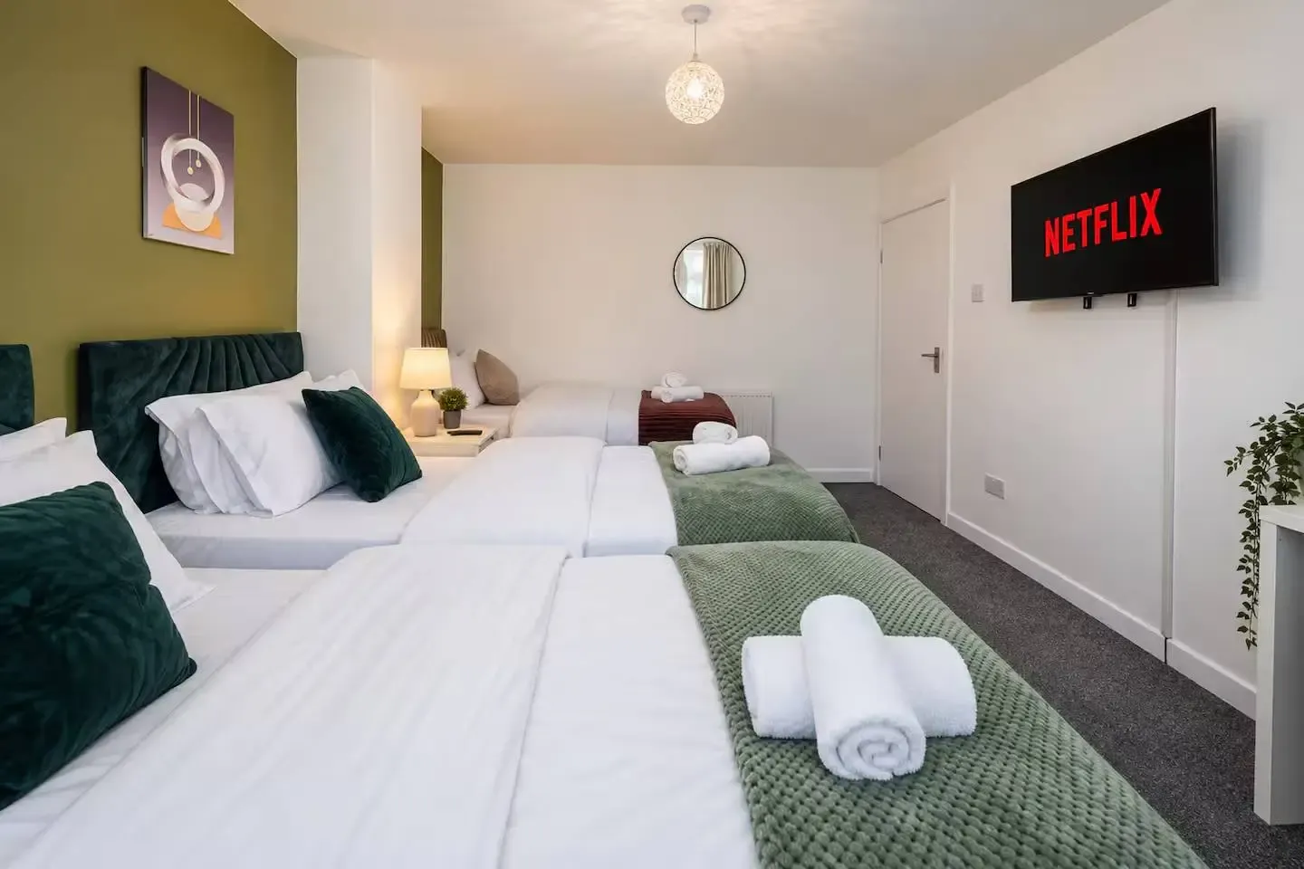 Cozy 4 Bedroom House | Sleeps 10 | Cardiff in 236 Albany Road, CF24 3RZ - Property image 16 - VivreStays