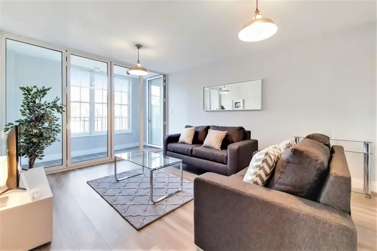Brewers Lane - 2 Bed in TW9 1HH, Richmond, Greater London, England, United Kingdom - Property image 2 - VivreStays