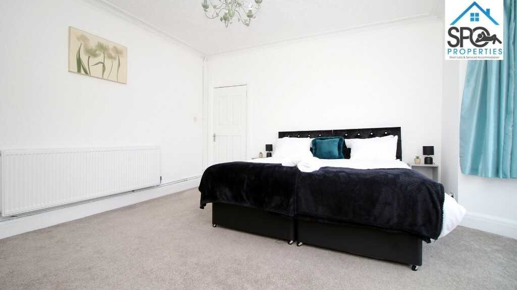 4-Bed Contractor Accommodation in Cardiff, South Wales serviced apartment - Cardiff - VivreStays