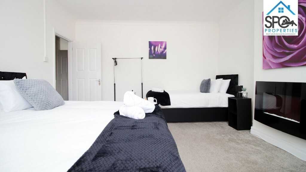 View 4-Bed Contractor Accommodation in Cardiff, South Wales in CF14 1DF, Cardiff, Cardiff, Wales, UK 4-Bed Contractor Accommodation in Cardiff, South Wales in CF14 1DF, Cardiff, Cardiff, Wales, UK - Property image 7 - VivreStays