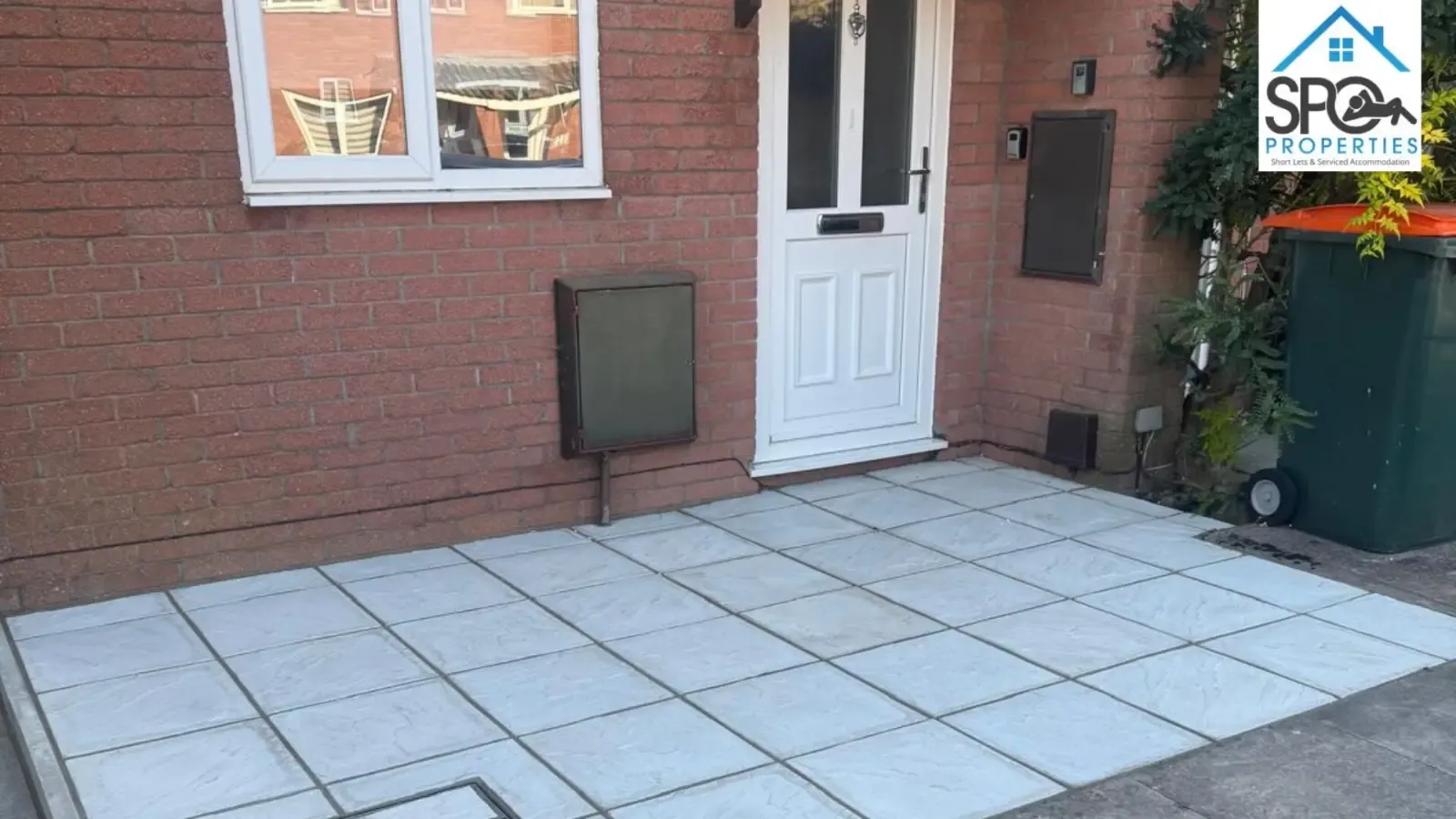 2-Bed Contractor Accommodation in Newport, South Wales in NP18 3PU - Property image 5 - VivreStays