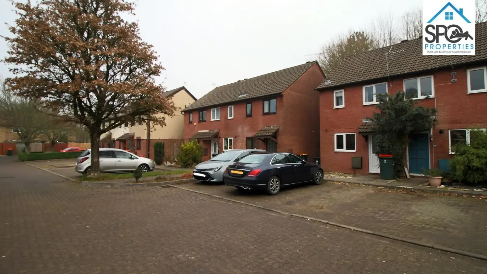 2-Bed Contractor Accommodation in Newport, South Wales in NP18 3PU - Property image 4 - VivreStays
