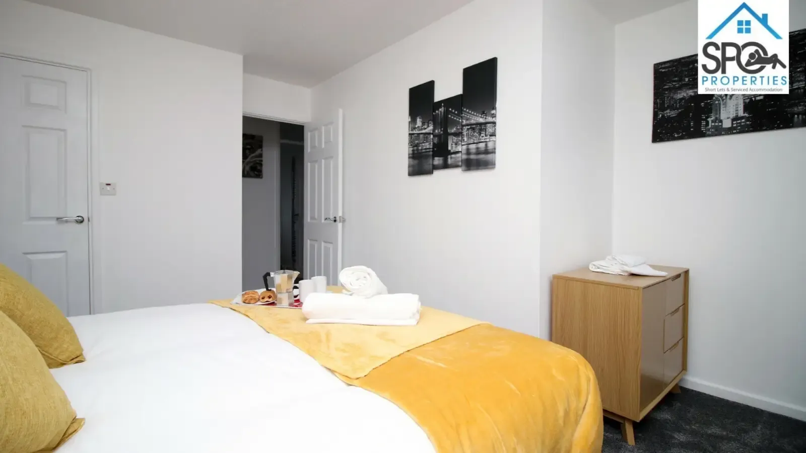 2-Bed Contractor Accommodation in Newport, South Wales in NP18 3PU - Property image 13 - VivreStays