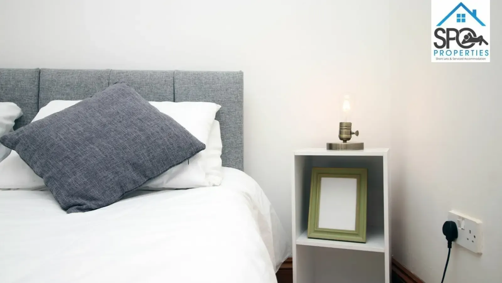 3-Bed Contractor Accommodation in Pontypool, South Wales in NP4 6DP, Pontypool, Torfaen, Wales, UK - Property image 15 - VivreStays