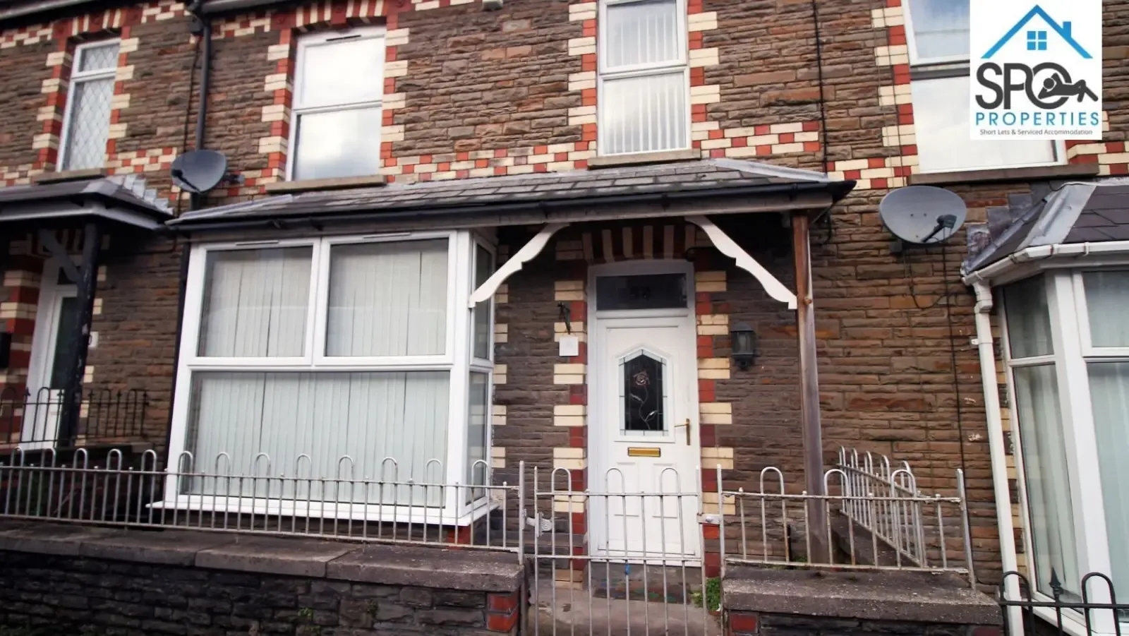 3-Bed Contractor Accommodation in Pontypool, South Wales in NP4 6DP, Pontypool, Torfaen, Wales, UK - Property image 23 - VivreStays