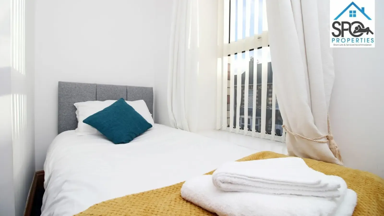 3-Bed Contractor Accommodation in Pontypool, South Wales in NP4 6DP, Pontypool, Torfaen, Wales, UK - Property image 37 - VivreStays