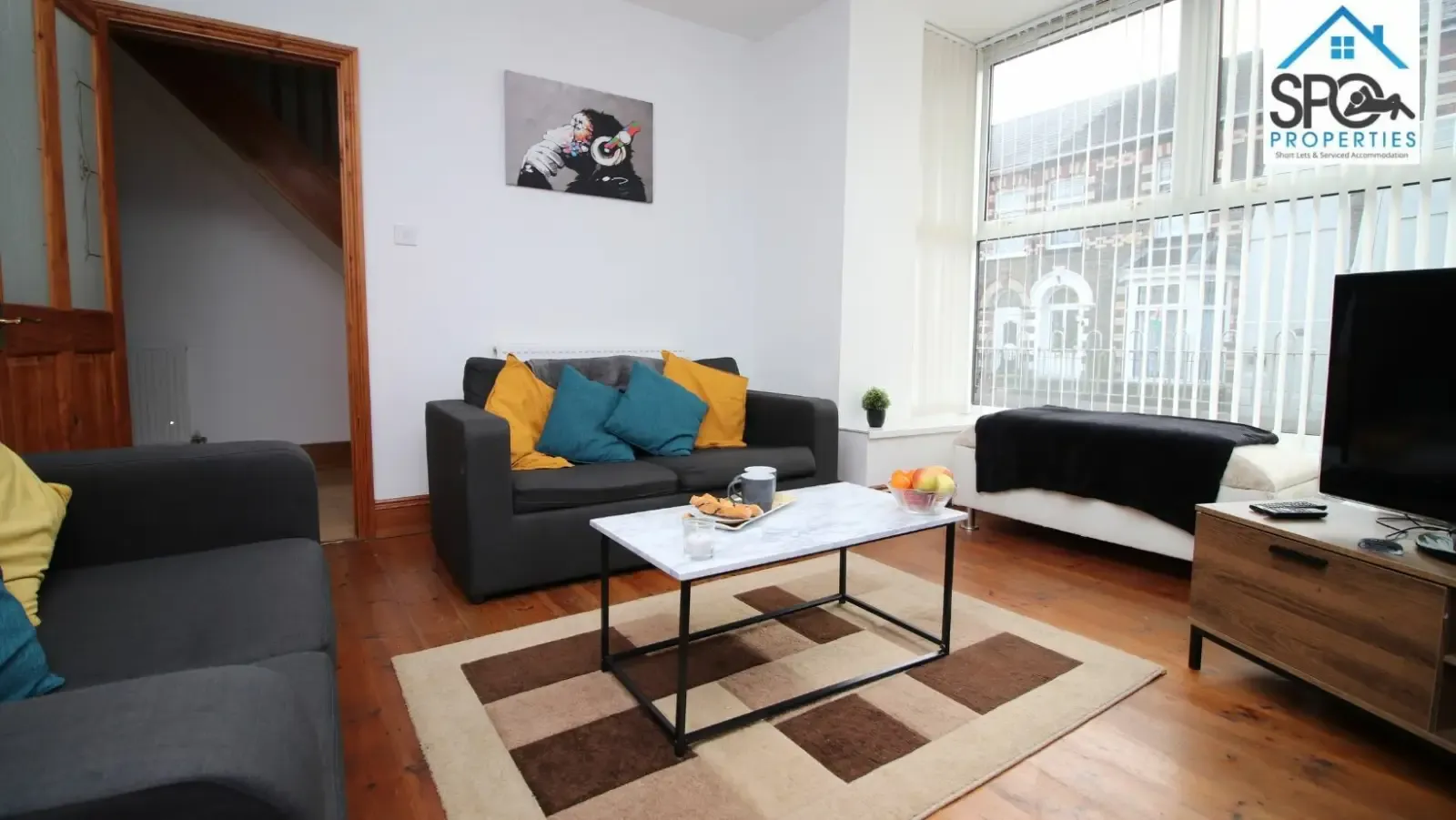 3-Bed Contractor Accommodation in Pontypool, South Wales in NP4 6DP, Pontypool, Torfaen, Wales, UK - Property image 36 - VivreStays