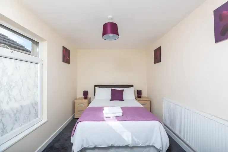 View Sandfields House Sandfields House serviced apartment - Swansea - VivreStays
