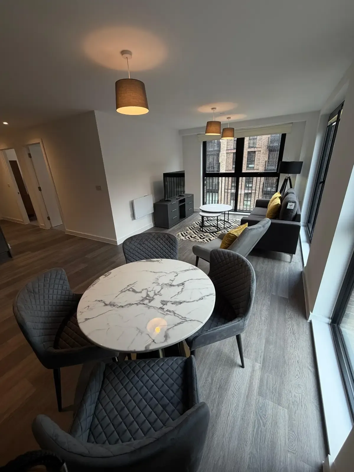 Bright & Spacious 3 Bed Apartment with Balcony at Berkeley Square in 321 Ordsall Lane, Salford, M5 3AN, UK - Property image 5 - VivreStays