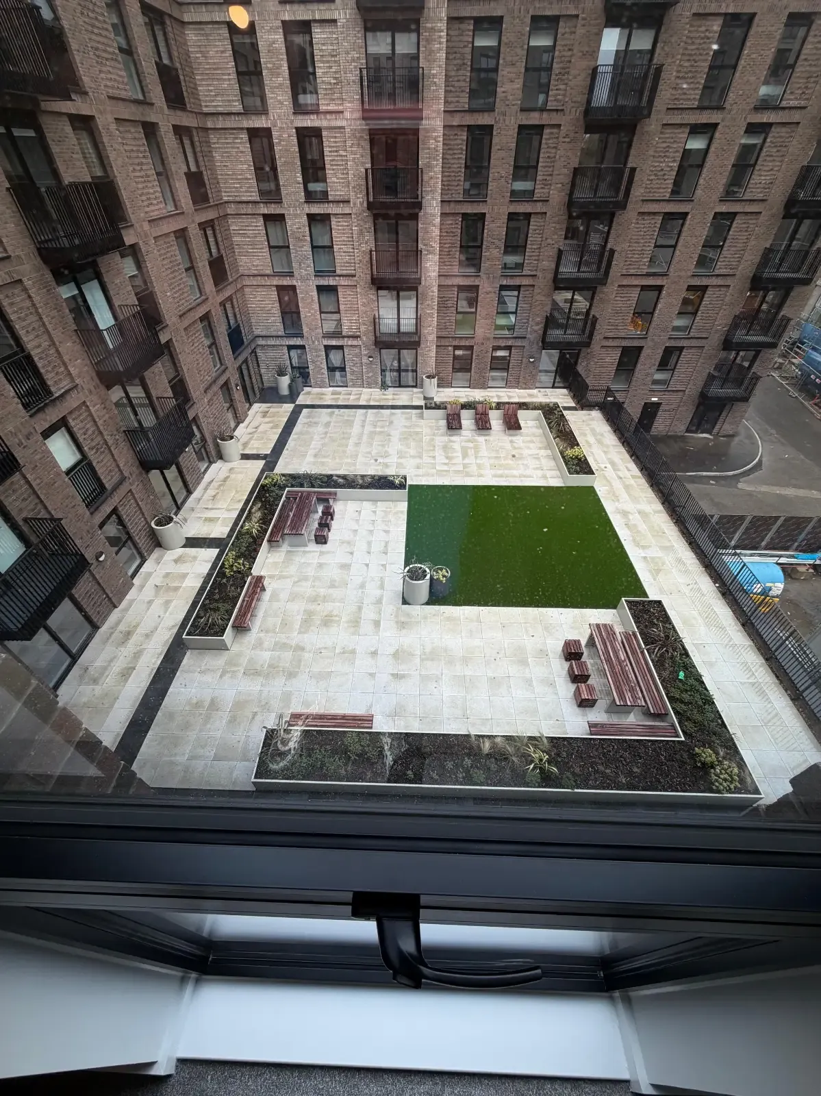 Bright & Spacious 3 Bed Apartment with Balcony at Berkeley Square in 321 Ordsall Lane, Salford, M5 3AN, UK - Property image 14 - VivreStays