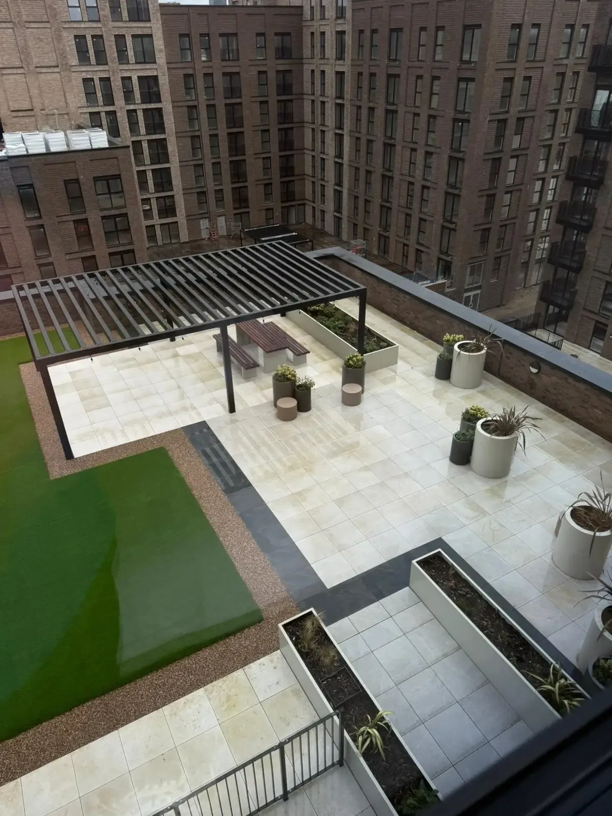 Premium 2 Bedroom Apartment with Balcony in Central Manchester serviced apartment - Salford - VivreStays