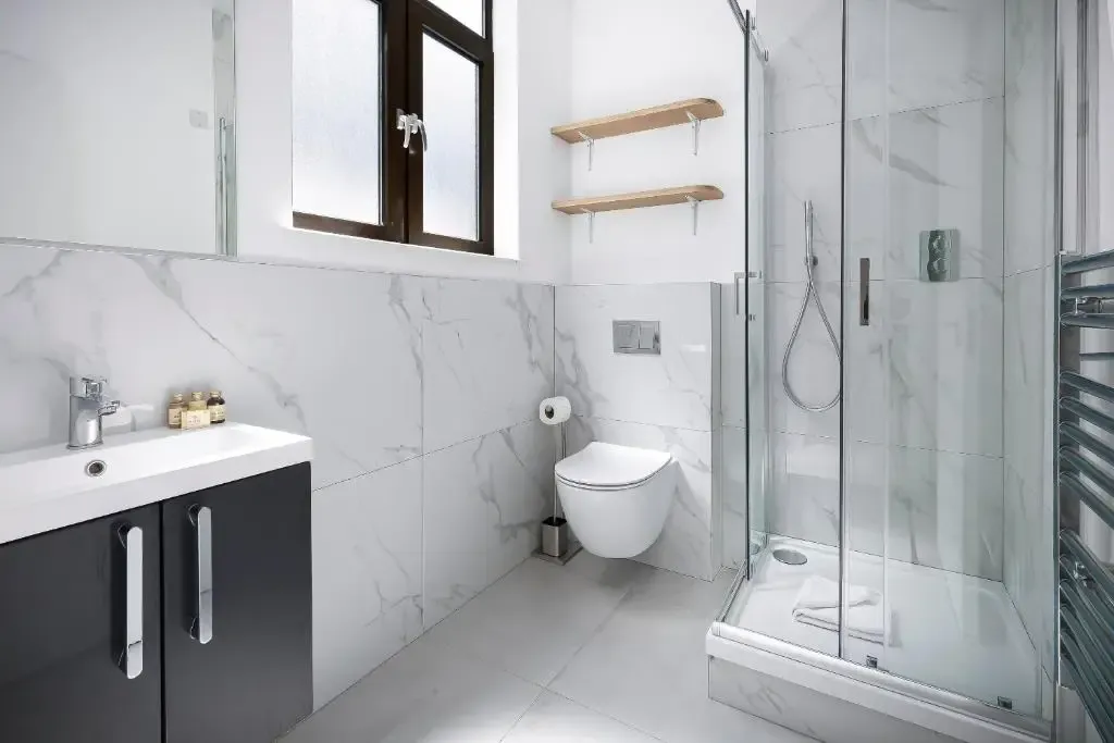 1 Bedroom at River House | Aeria Apartments in 119-121 Minories, EC3N 1DD - Property image 2 - VivreStays