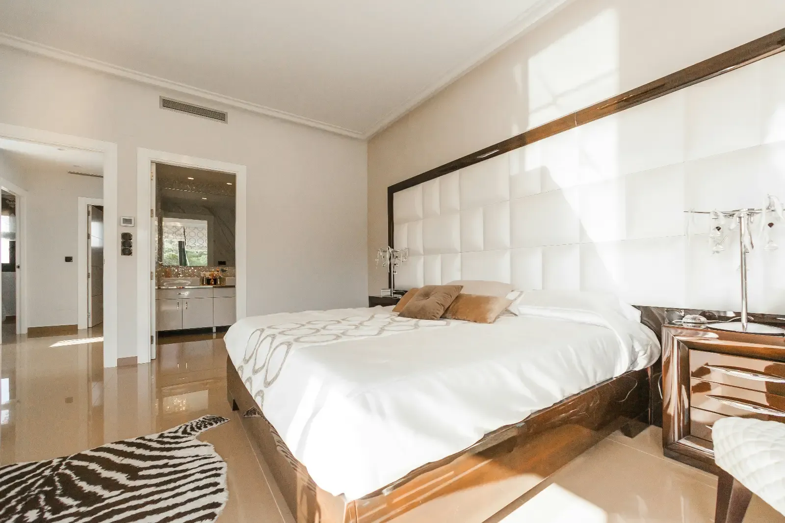 View Test-DB Test-DB serviced apartment - Birmingham - VivreStays